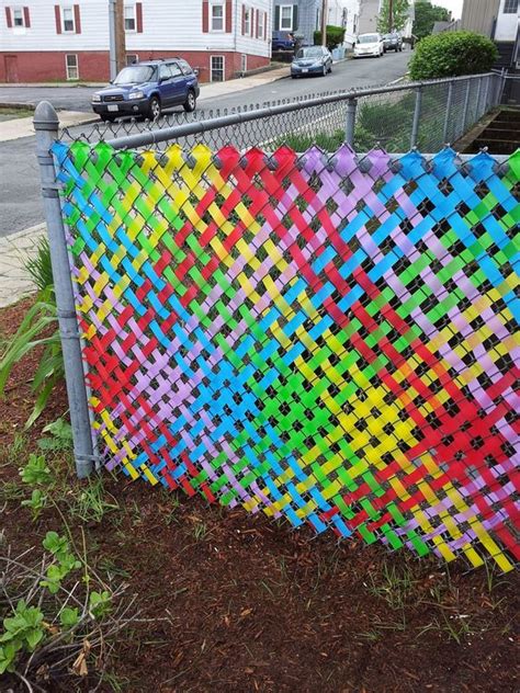 chain link fence decorations