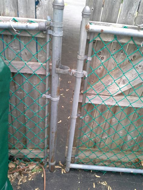 chain link fence gap filler