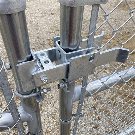 chain link fence gate latches