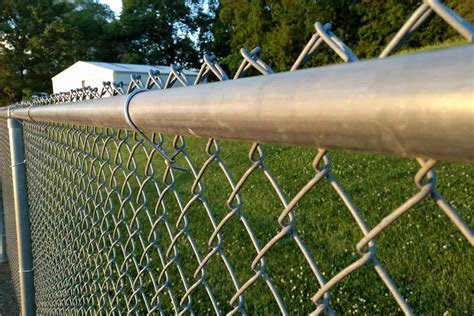 spacing on chain link fence post